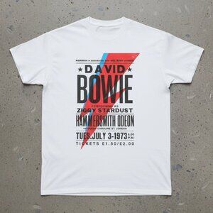 David Bowie Ziggy Stardust Concert Poster Graphic Tee – Vintage Rock T-Shirt